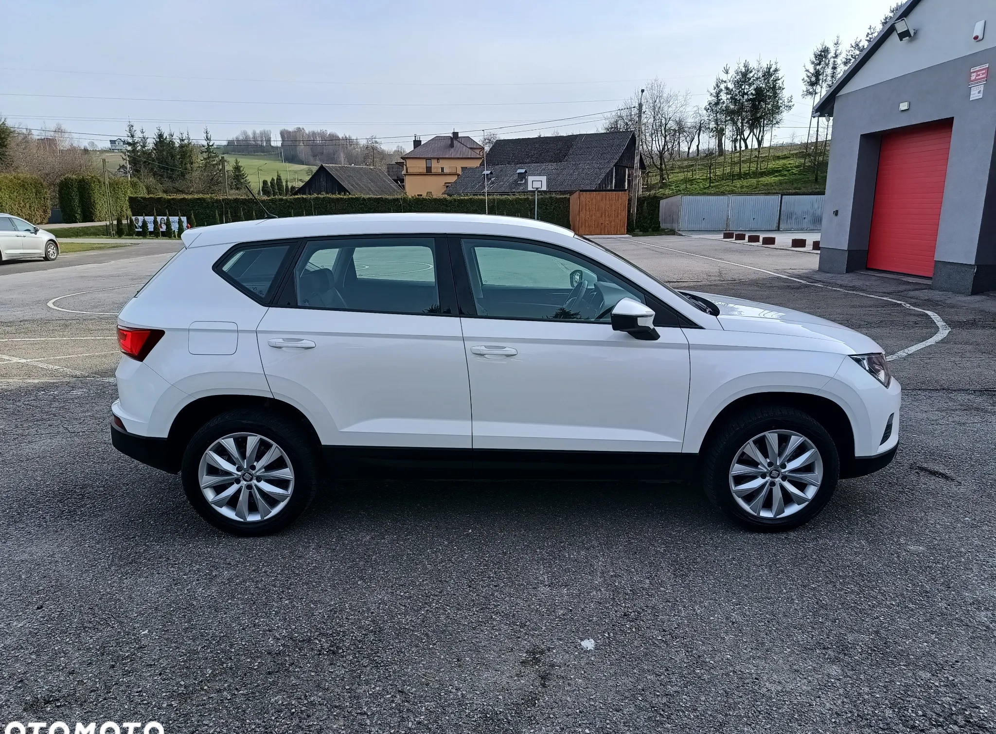 Seat Ateca cena 59900 przebieg: 165000, rok produkcji 2016 z Serock małe 631